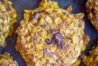 Guilt-Free Pumpkin Chocolate Chip Oat Cookies