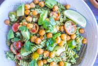 Tex-Mex Pesto Pasta with Crispy Chickpeas