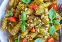 Mediterranean Sun-Dried Tomato Pesto Pasta