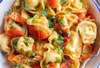 Easy 20-Minute Cheesy Tortellini with Tomatoes & Parsley