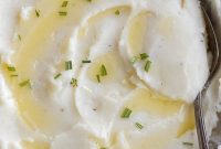 Velvety Smooth Mashed Potatoes