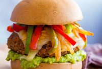 Fajita Baharatlı Kara Fasulye Burger