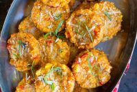 Vibrant Summer Quinoa Pizza Poppers