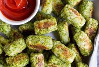 Healthy 4-Ingredient Broccoli Tots