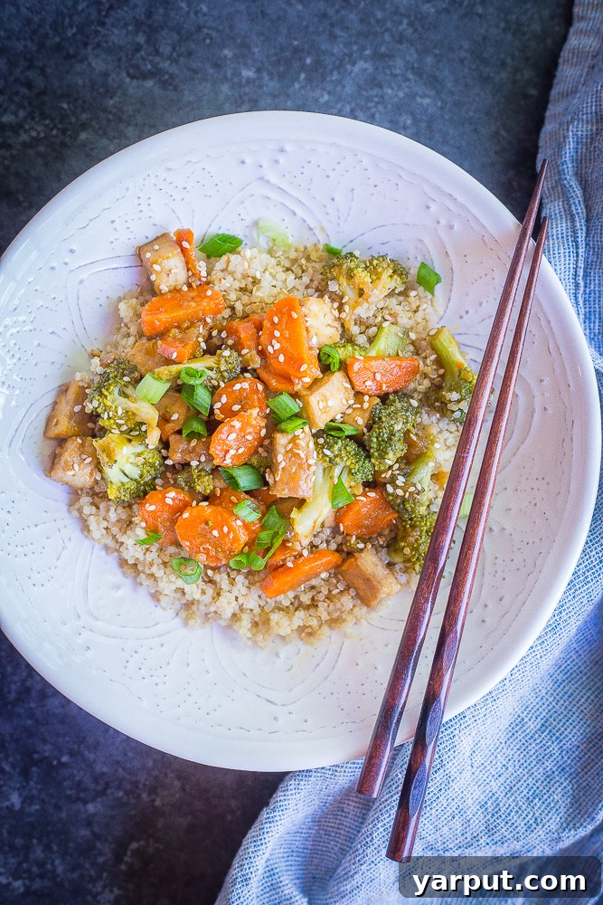 Easy Vegan Quinoa Bowls - 6 Ways - These delicious quinoa bowls are so easy to make and perfect for a make ahead lunch or dinner! There's 6 great flavors so you never get bored! All gluten free too!