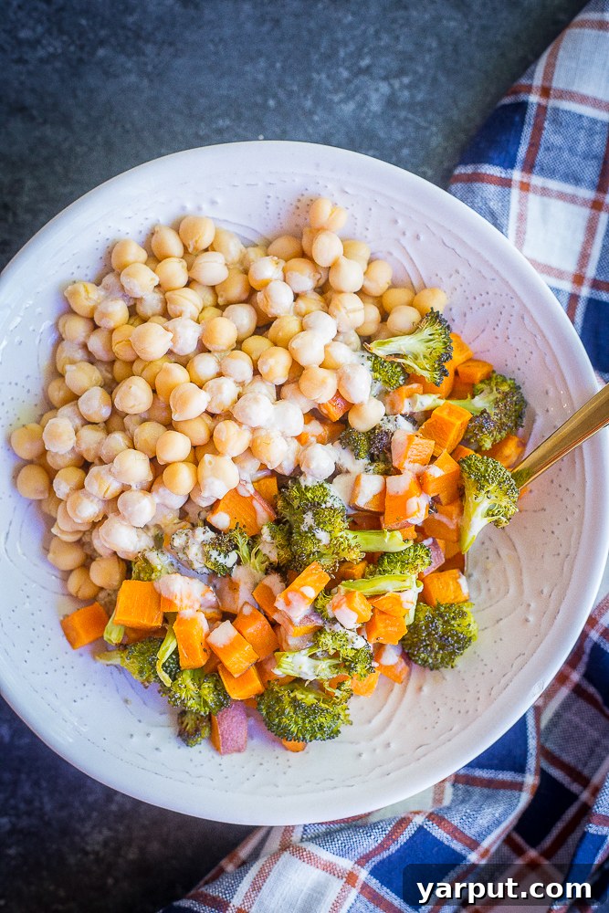 Easy Vegan Quinoa Bowls - 6 Ways - These delicious quinoa bowls are so easy to make and perfect for a make ahead lunch or dinner! There's 6 great flavors so you never get bored! All gluten free too!