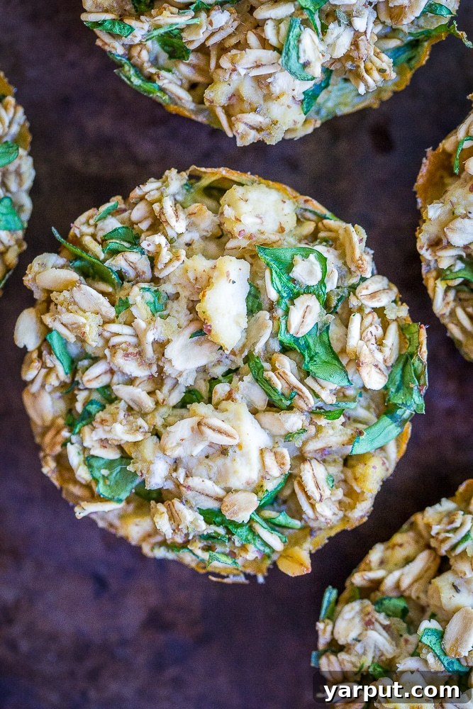 Savory Oatmeal Kupaları: 6 Önceden Hazırlanabilen Sağlıklı Yemek Tarifi 8 Spinach, Herb and Feta - These Make Ahead Savory Baked Oatmeal Cups are perfect if you're looking for a savory vegan breakfast recipe that's easy to make and great for meal prep! There's six different flavors so you'll never get bored! They're also perfect for an afternoon snack or light lunch! Gluten free too!