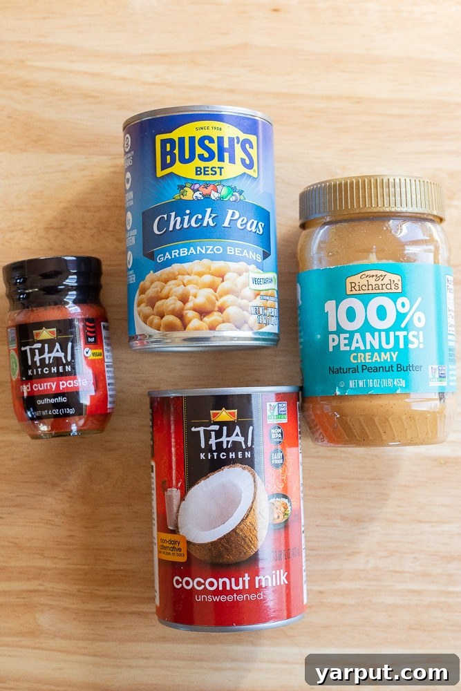 Pratik Kırmızı Köri Nohutları 3 showing all the ingredients needed to make this 4 ingredient red curry chickpeas