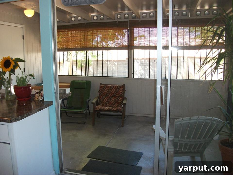 The Spirit of Festivity 6 Cheeto's Beloved Arizona Room - Our Screened Porch