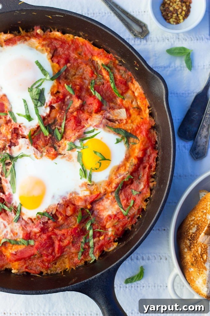 Inferno Eggs Over Squash Strands 9 Eggs In Purgatory With Spaghetti Squash-6931