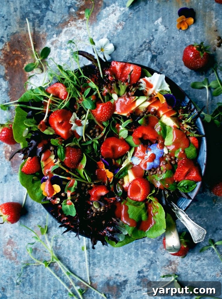 Fast & Fresh 30 No-Cook Meals 6 strawberrysalad4